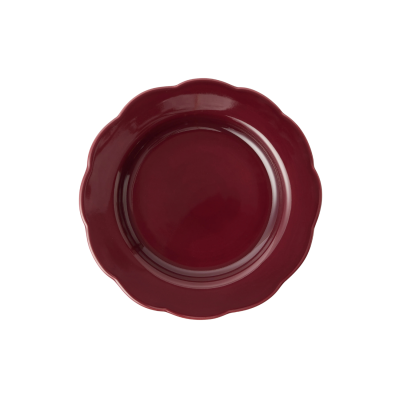 Prato vermelho bordeaux para decorar a mesa de jantar